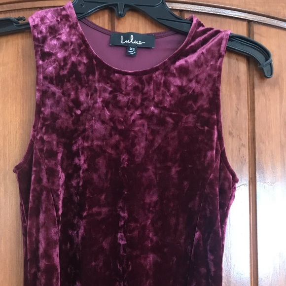 Velvet maroon Lulus dress - Picture 3 of 3